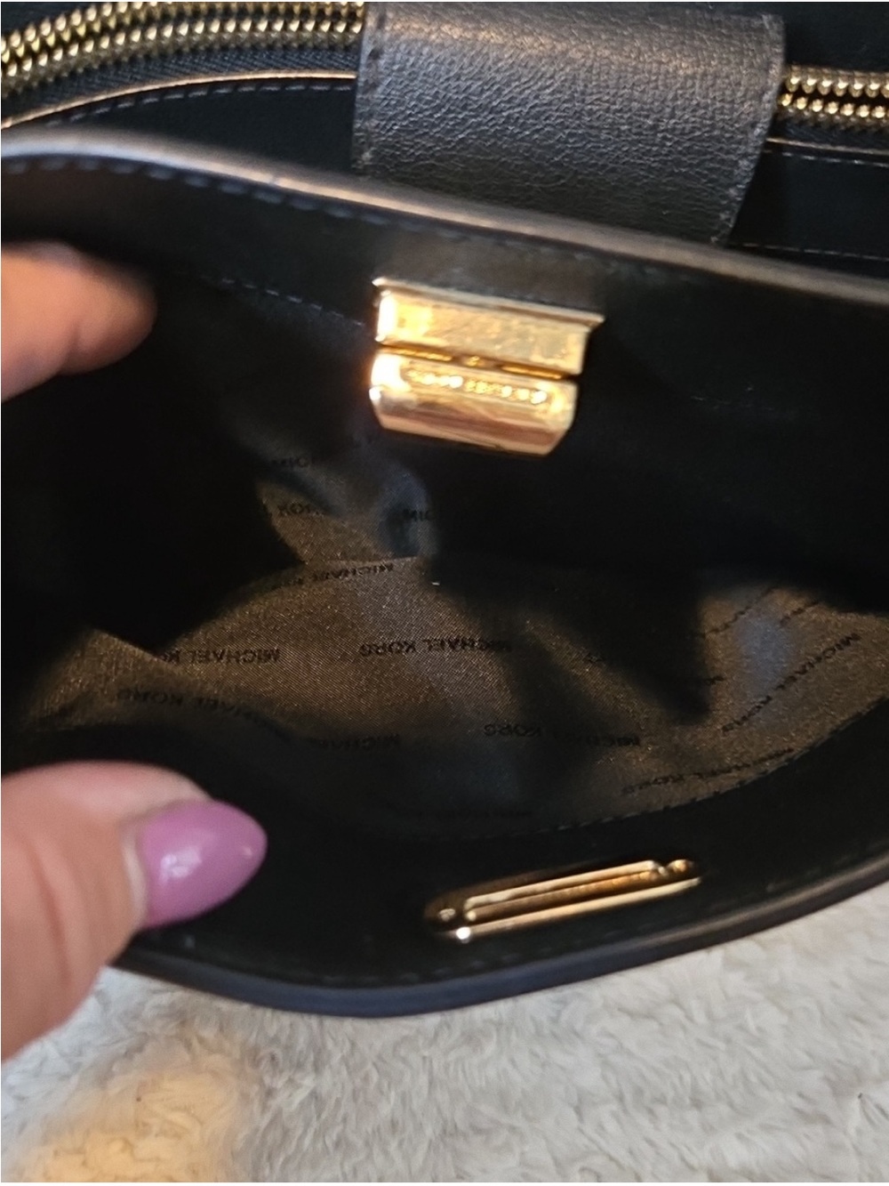 Michael Kors Black Pebbled Leather Satchel with Gold Accents and Matching Wallet - Picture 8 of 12